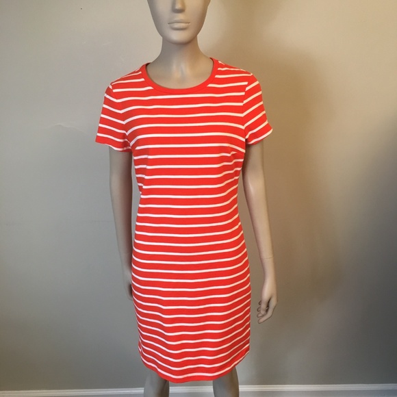 Old Navy Dresses & Skirts - NWT OLD NAVY FITTED CREW NECK TEE DRESS